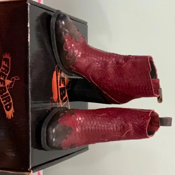 Freebird Red Textured Ankle Boots - Picture 8 of 8